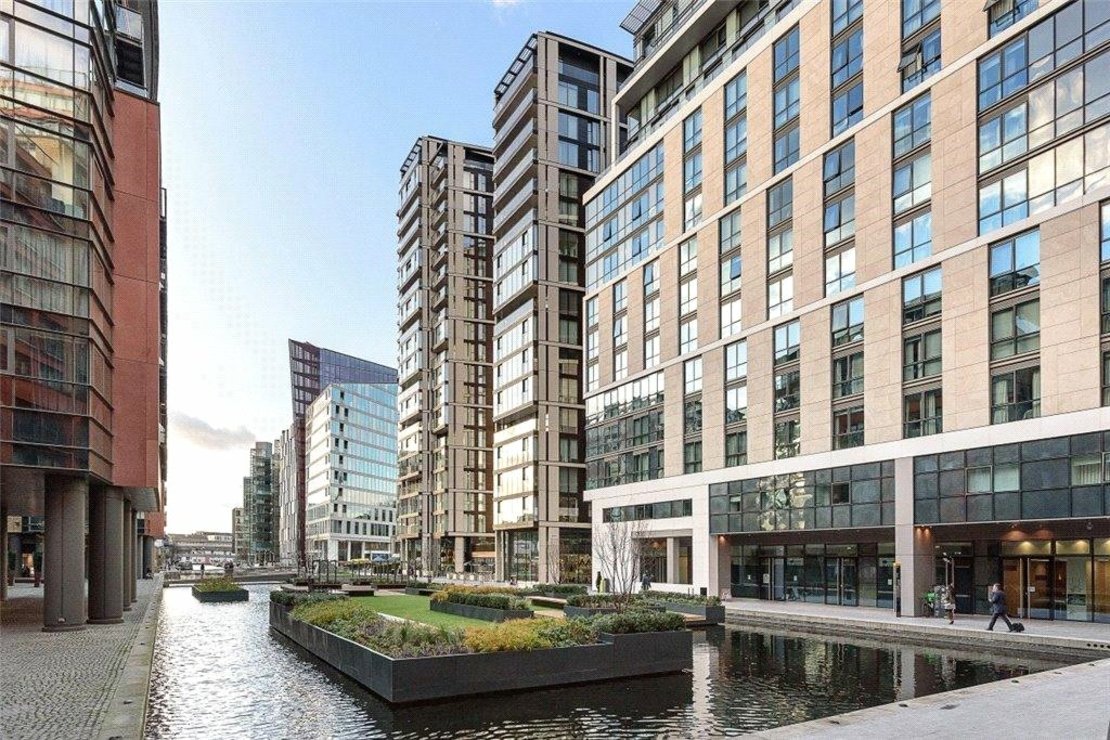 3 bedroom Flat,Newhome to rent in Merchant Square East-view7