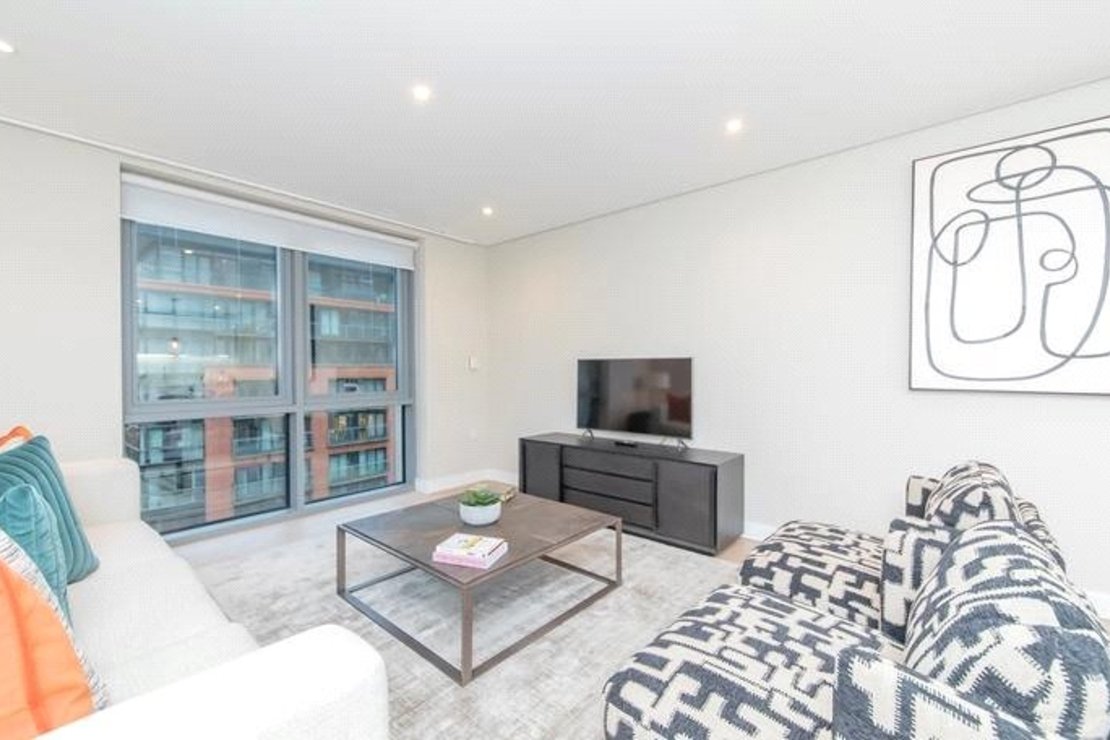 3 bedroom Flat to rent in Merchant Square East-view3
