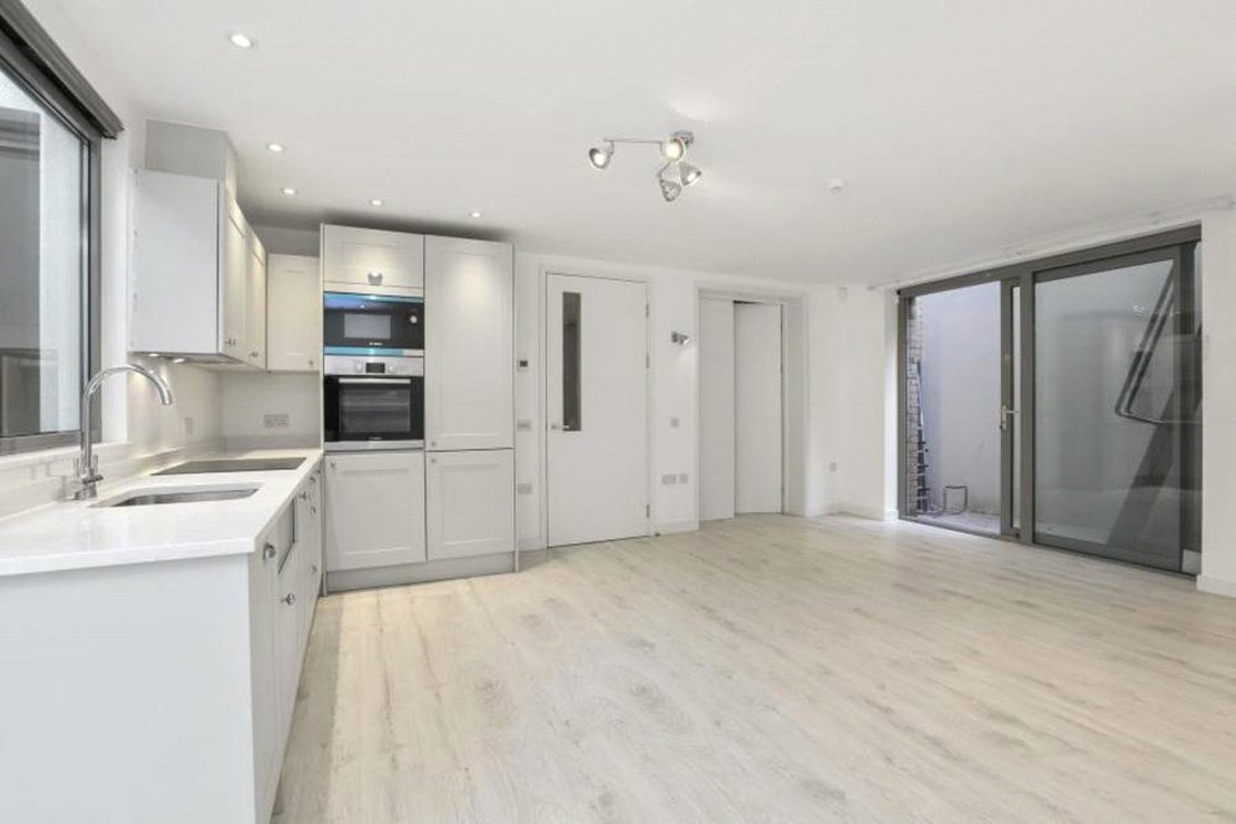 2 bedroom Flat to rent in Mill Lane-view1