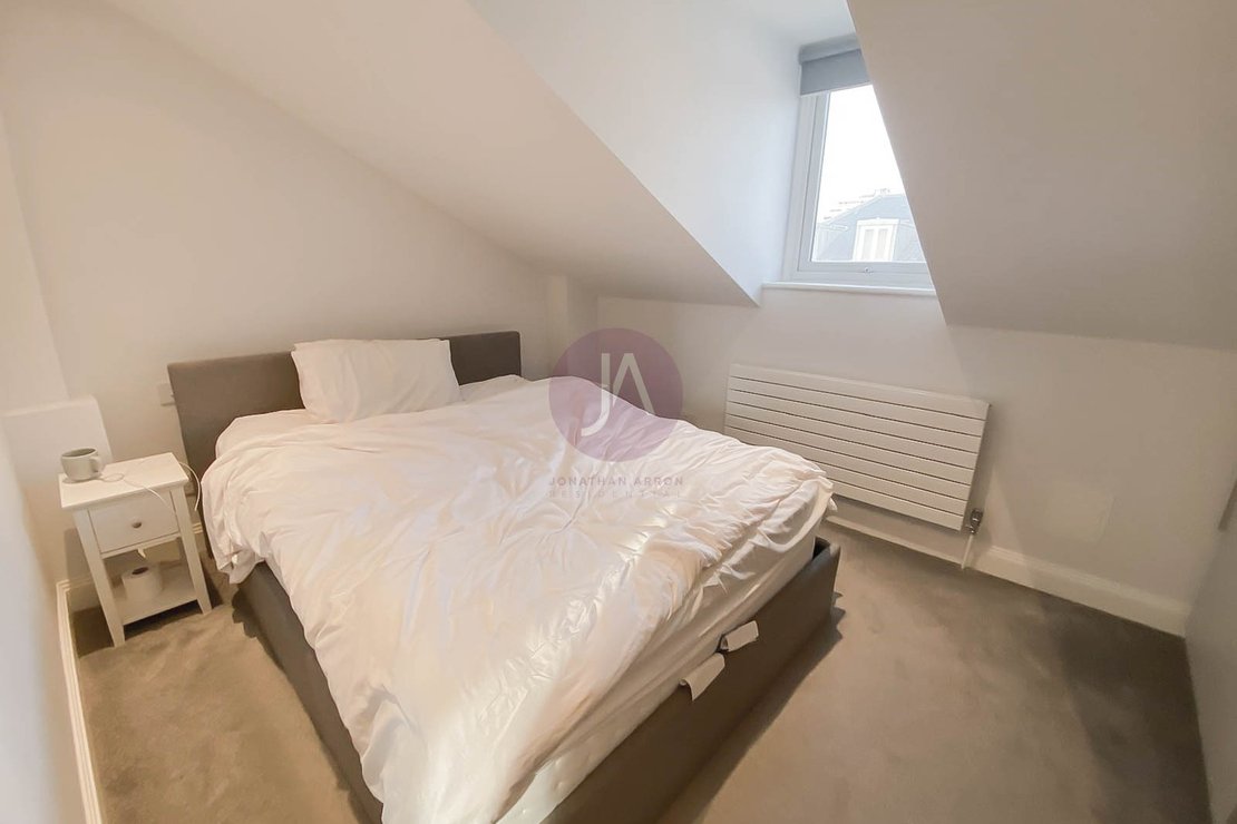 1 bedroom Flat to rent in Nugent Terrace-view5