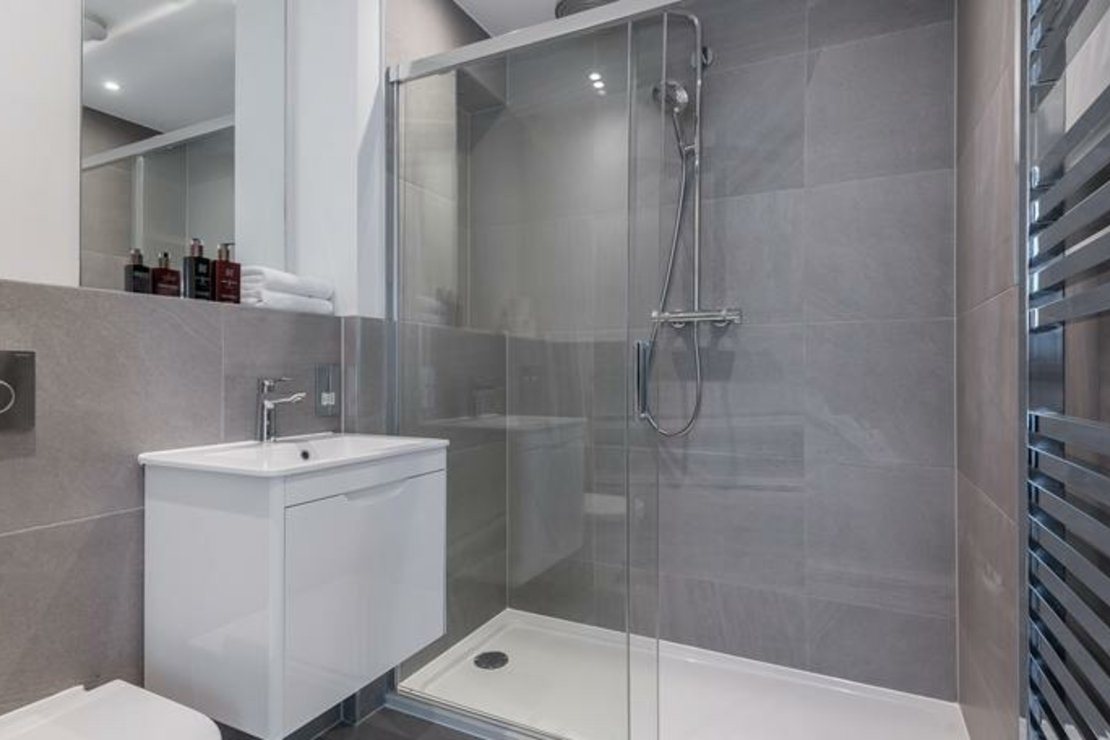 3 bedroom House to rent in Oxbridge Terrace-view14