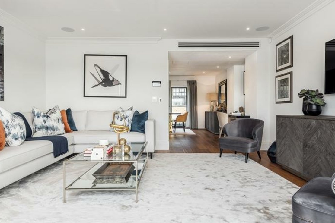 3 bedroom House to rent in Oxbridge Terrace-view9