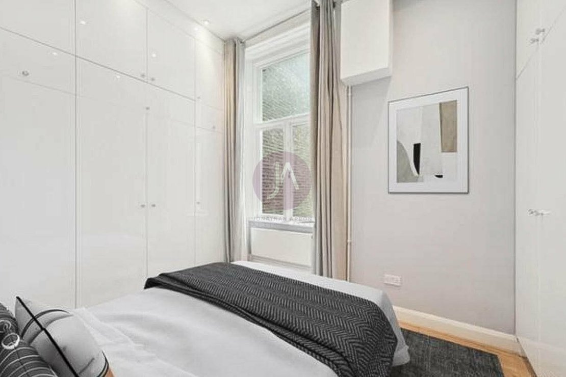 1 bedroom Flat to rent in Palace Gardens Terrace-view6