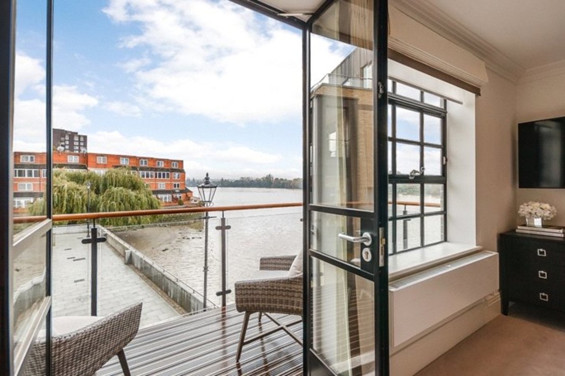 3 bedroom Flat to rent in Palace Wharf-view4