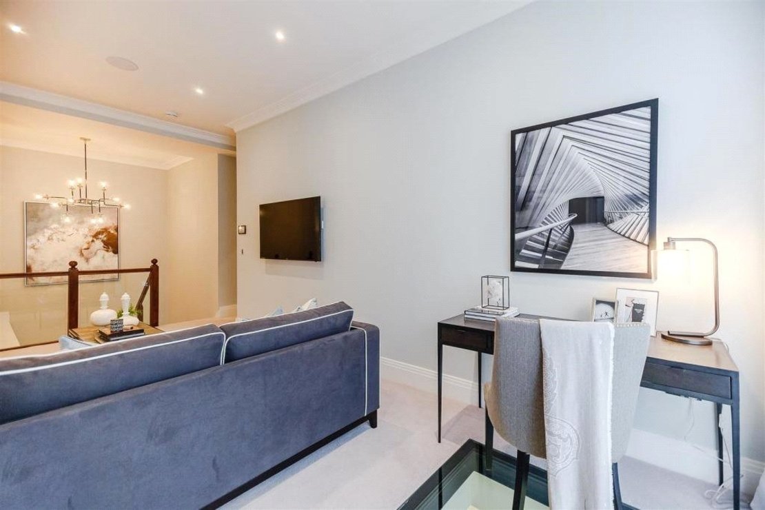 2 bedroom Flat to rent in Palace Wharf-view11