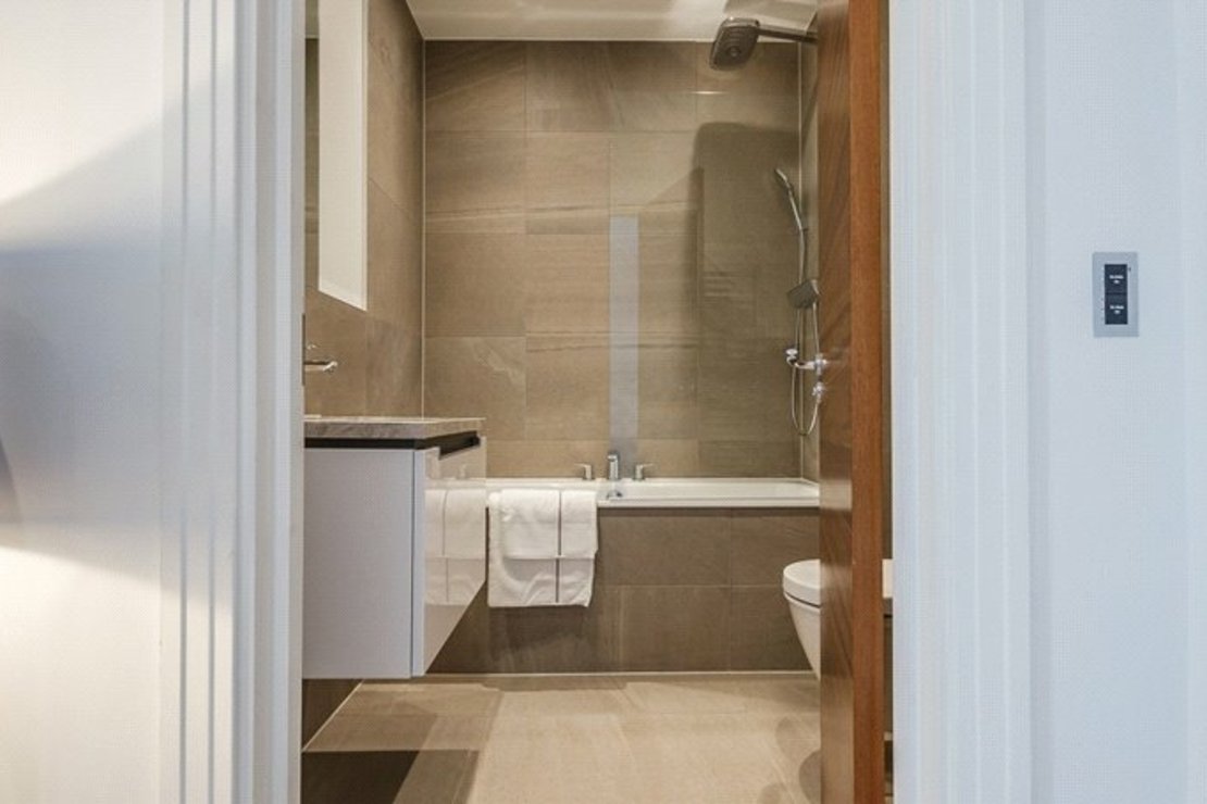3 bedroom Flat to rent in Palace Wharf-view10