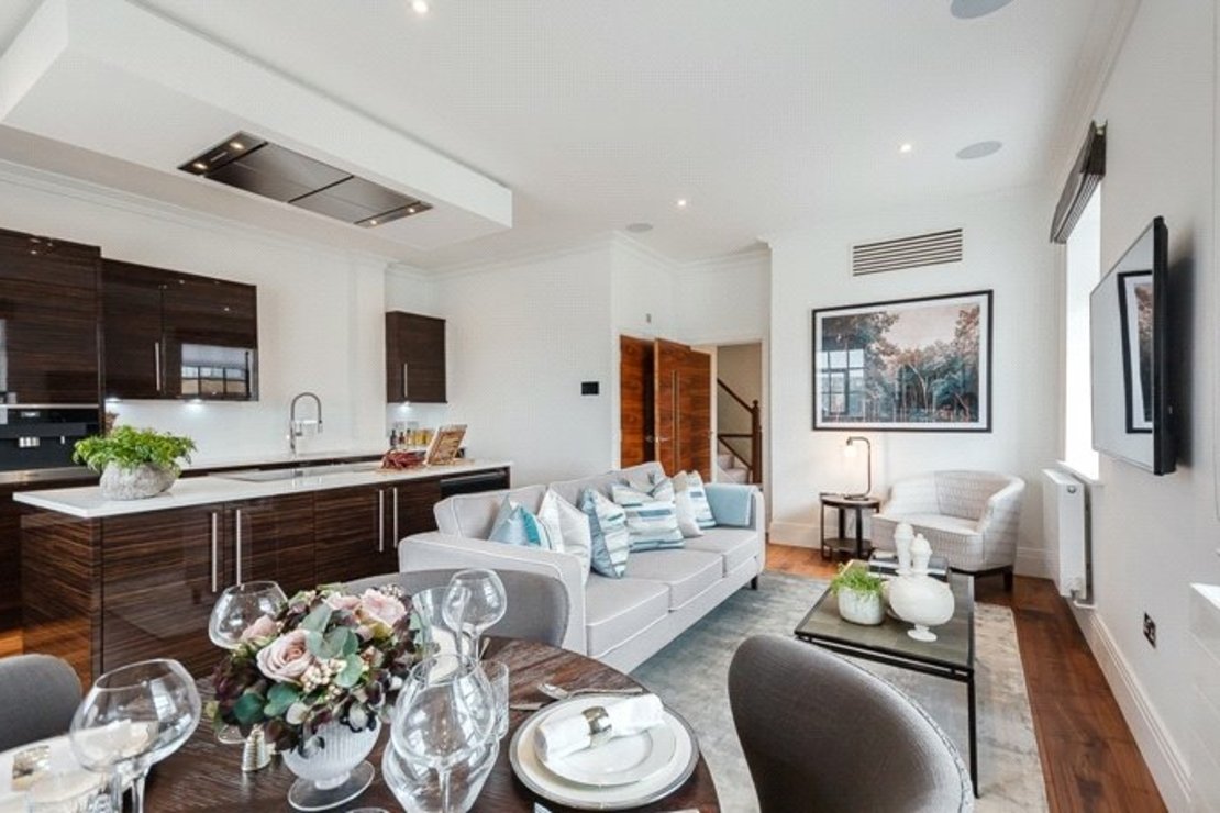 3 bedroom Flat to rent in Palace Wharf-view1