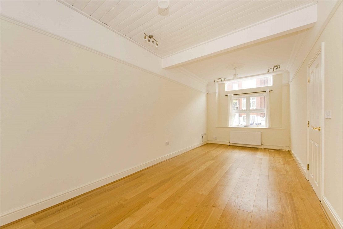6 bedroom House to rent in Pattison Road-view3