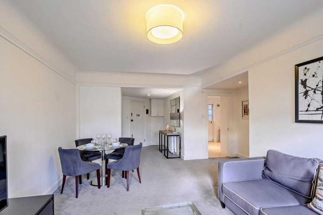 2 bedroom Flat to rent in Pelham Court-view3