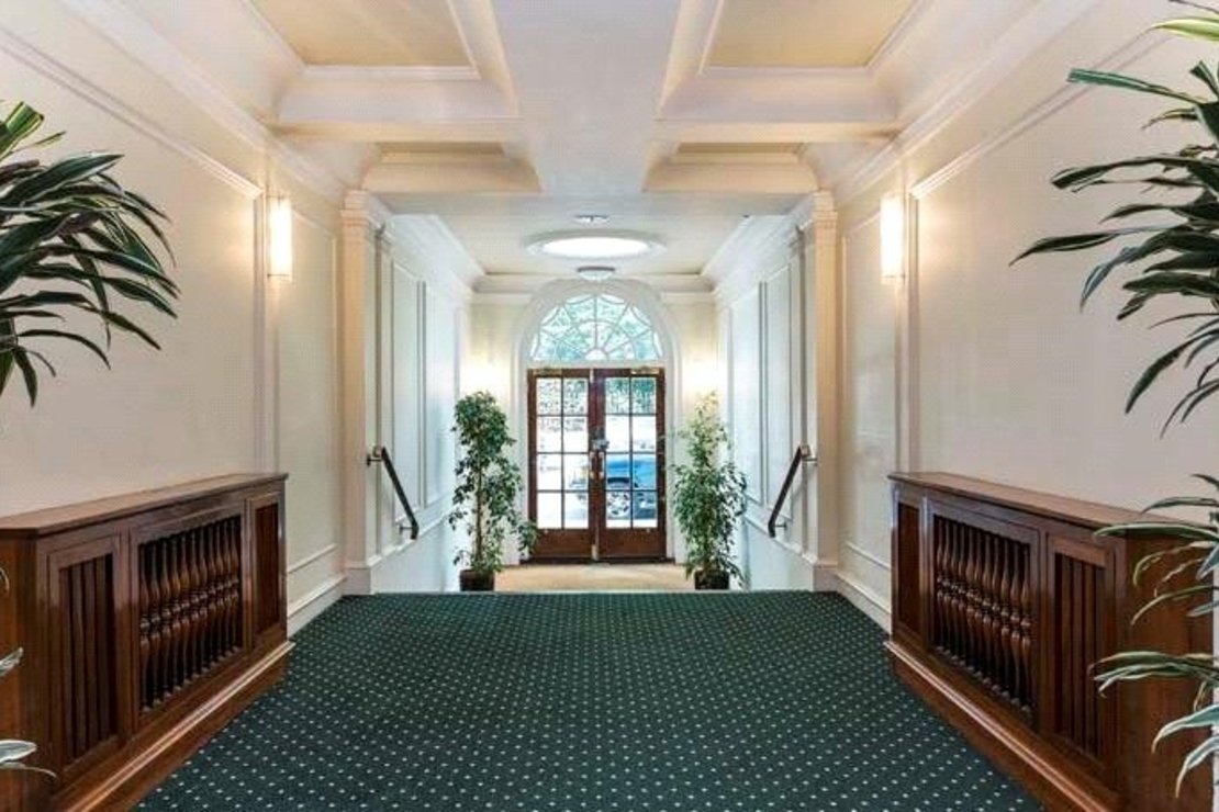 2 bedroom Flat to rent in Pelham Court-view11