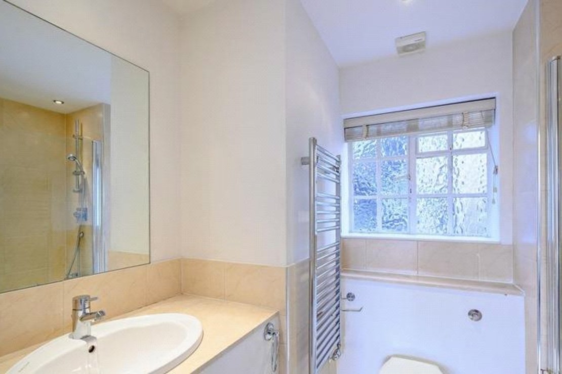 2 bedroom Flat to rent in Pelham Court-view10