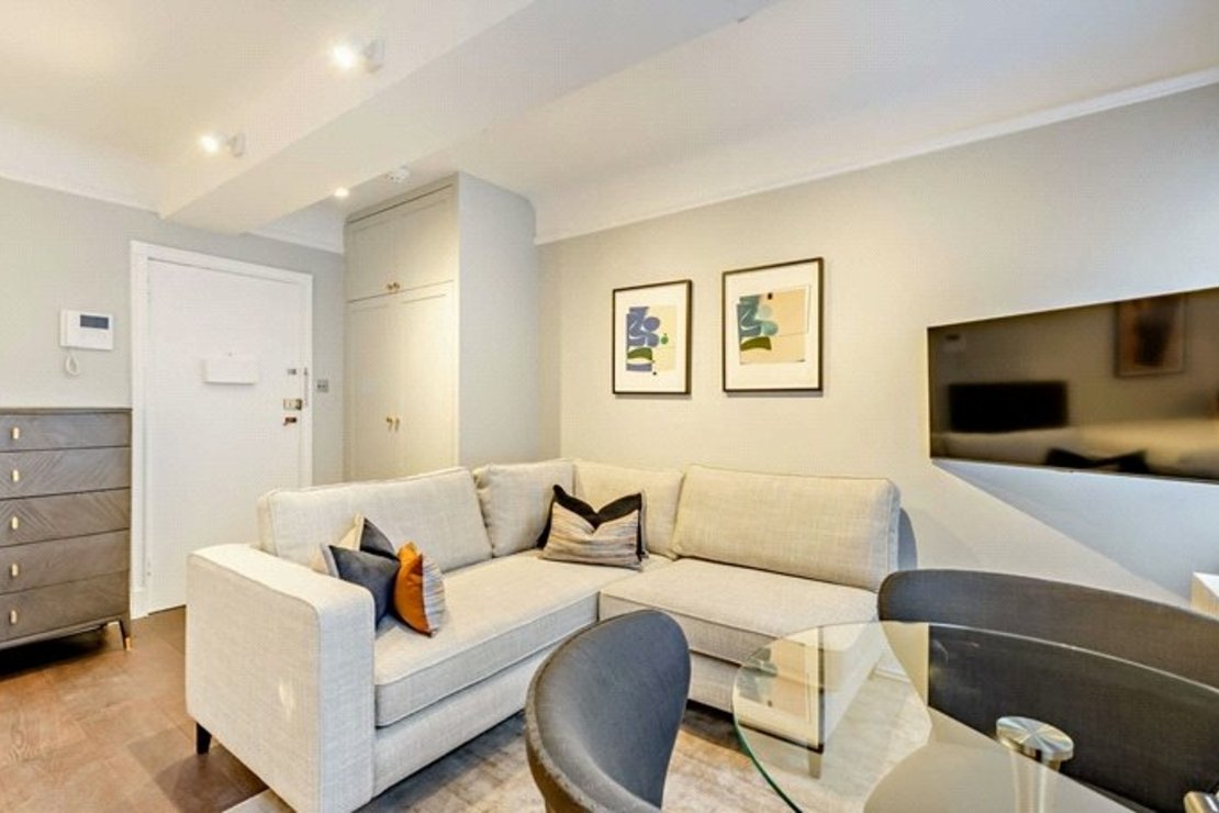 Flat to rent in Pelham Court-view1
