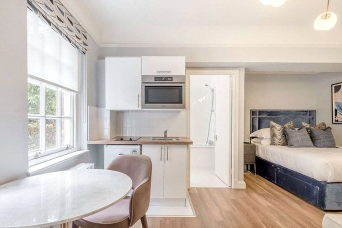 Flat to rent in Pelham Court-view1