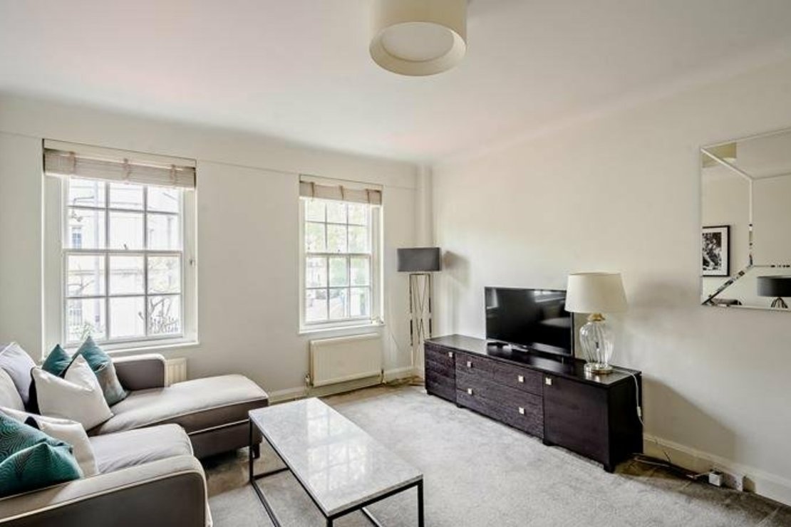 2 bedroom Flat to rent in Pelham Court-view1