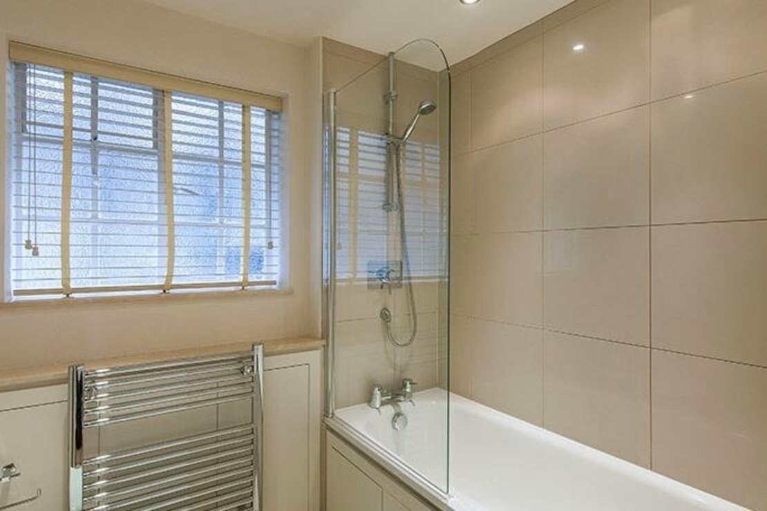 2 bedroom Flat to rent in Pelham Court-view5