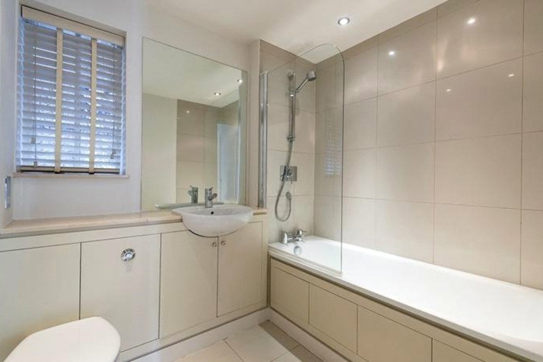 2 bedroom Flat to rent in Pelham Court-view5