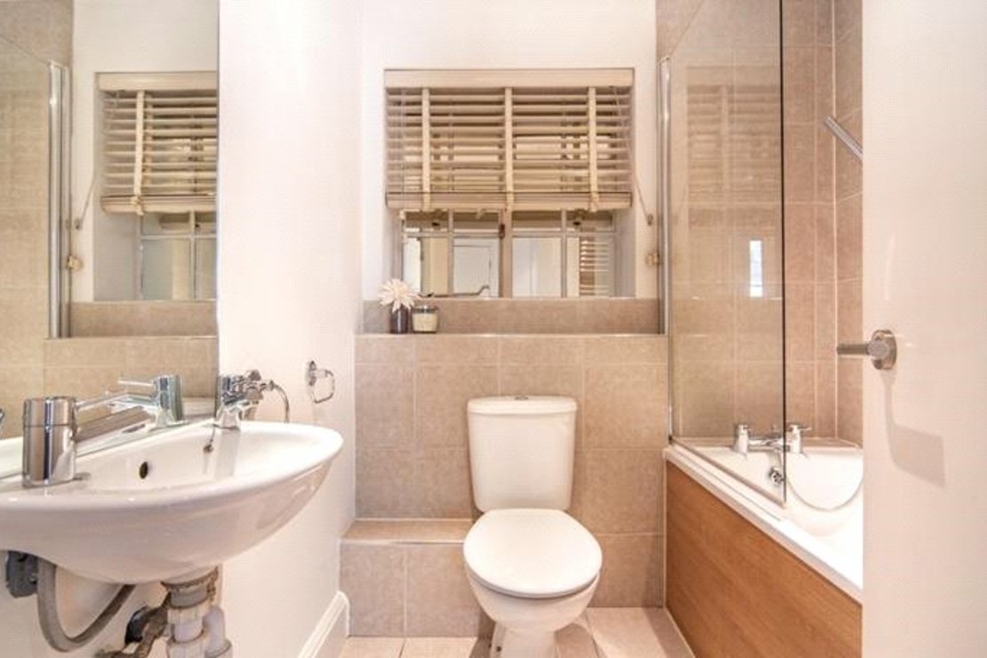 2 bedroom Flat to rent in Pelham Court-view10