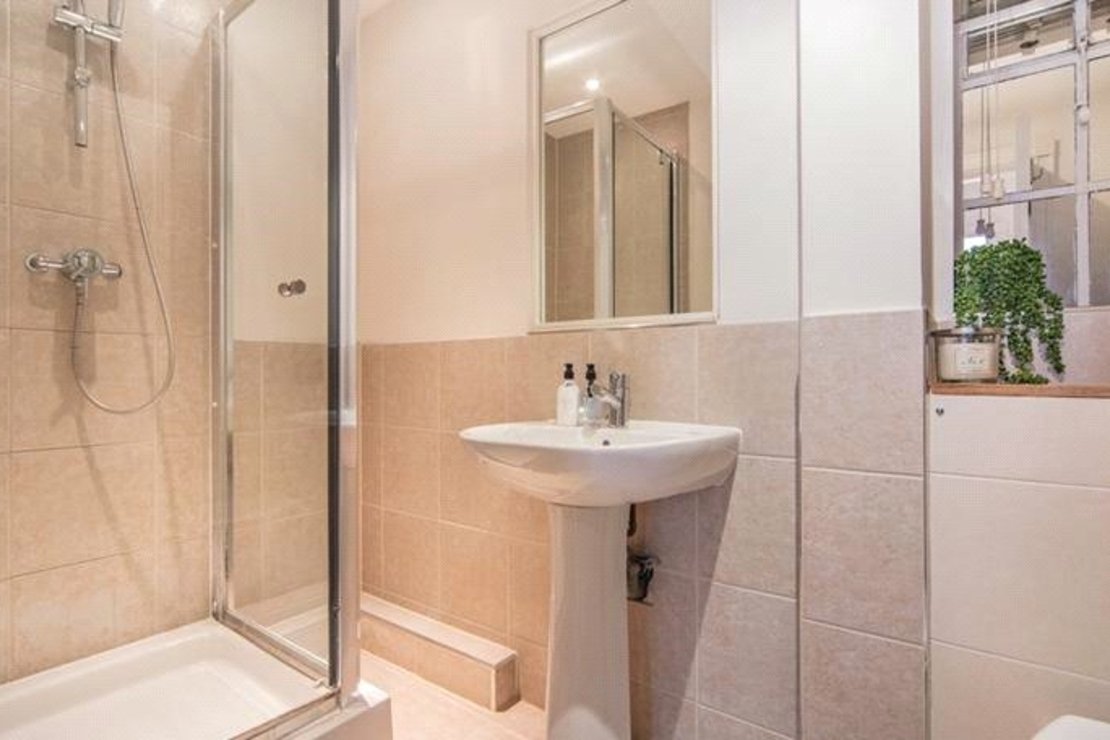 2 bedroom Flat to rent in Pelham Court-view11