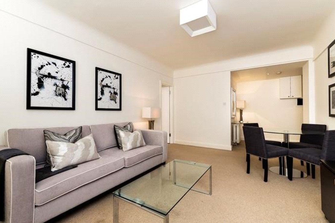 2 bedroom Flat to rent in Pelham Court-view1