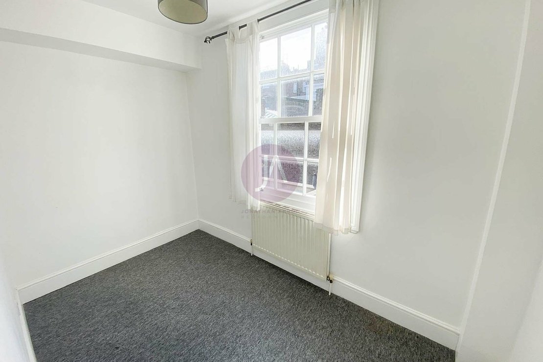 3 bedroom Maisonette to rent in Portobello Road-view9