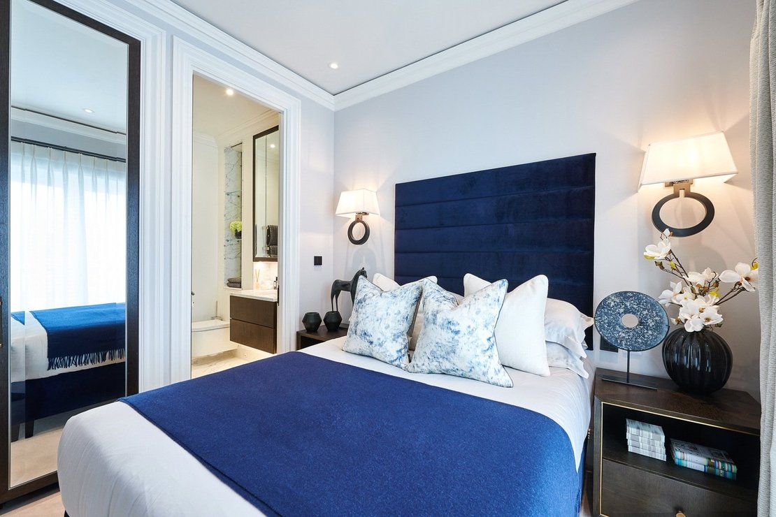 2 bedroom Flat to rent in Prince of Wales Terrace-view9