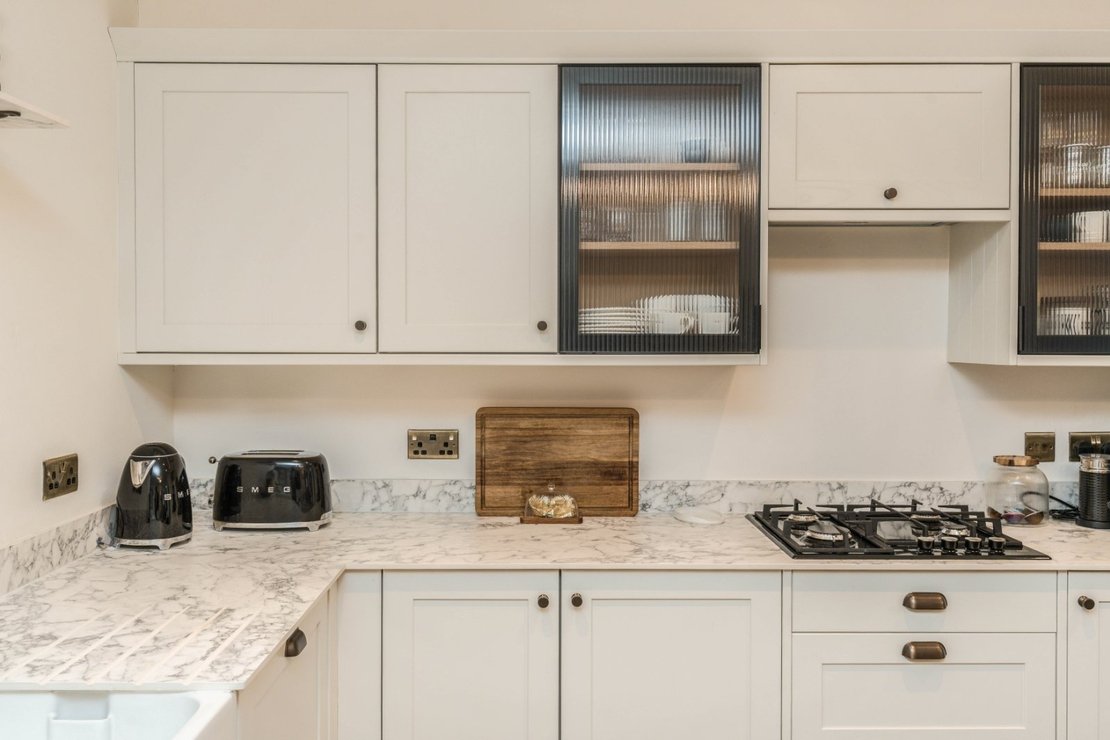 2 bedroom Flat to rent in Randolph Avenue-view13