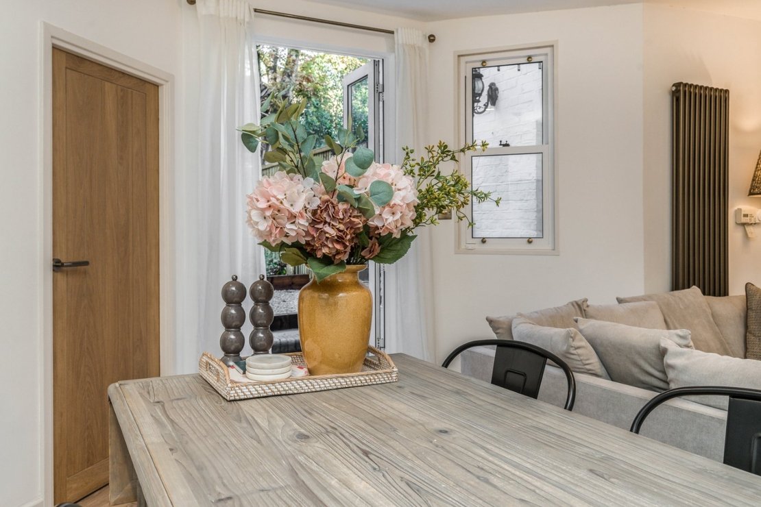 2 bedroom Flat to rent in Randolph Avenue-view14