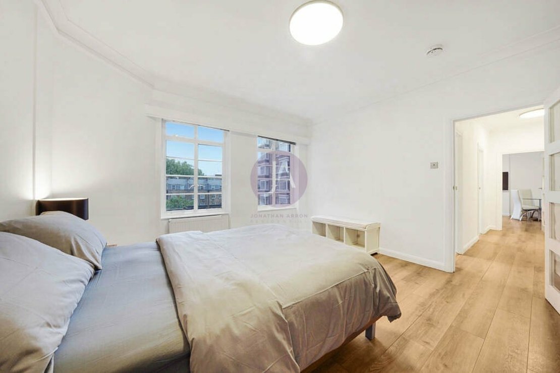 1 bedroom Flat to rent in Rossmore Court-view7