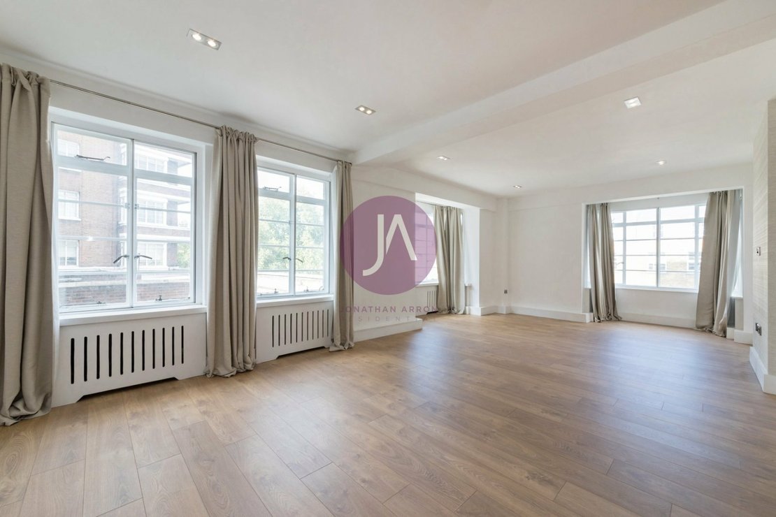 4 bedroom Flat to rent in Rossmore Court-view4