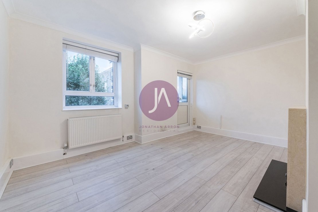 2 bedroom Flat to rent in Sherlock Court-view4
