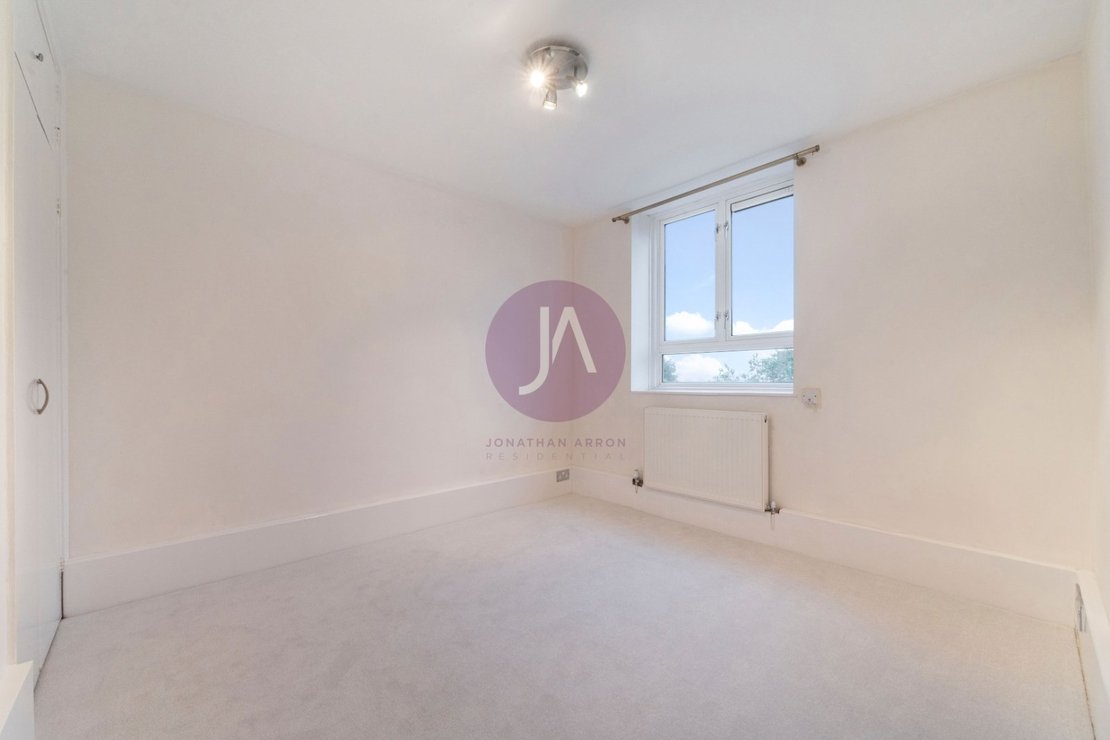 2 bedroom Flat to rent in Sherlock Court-view7