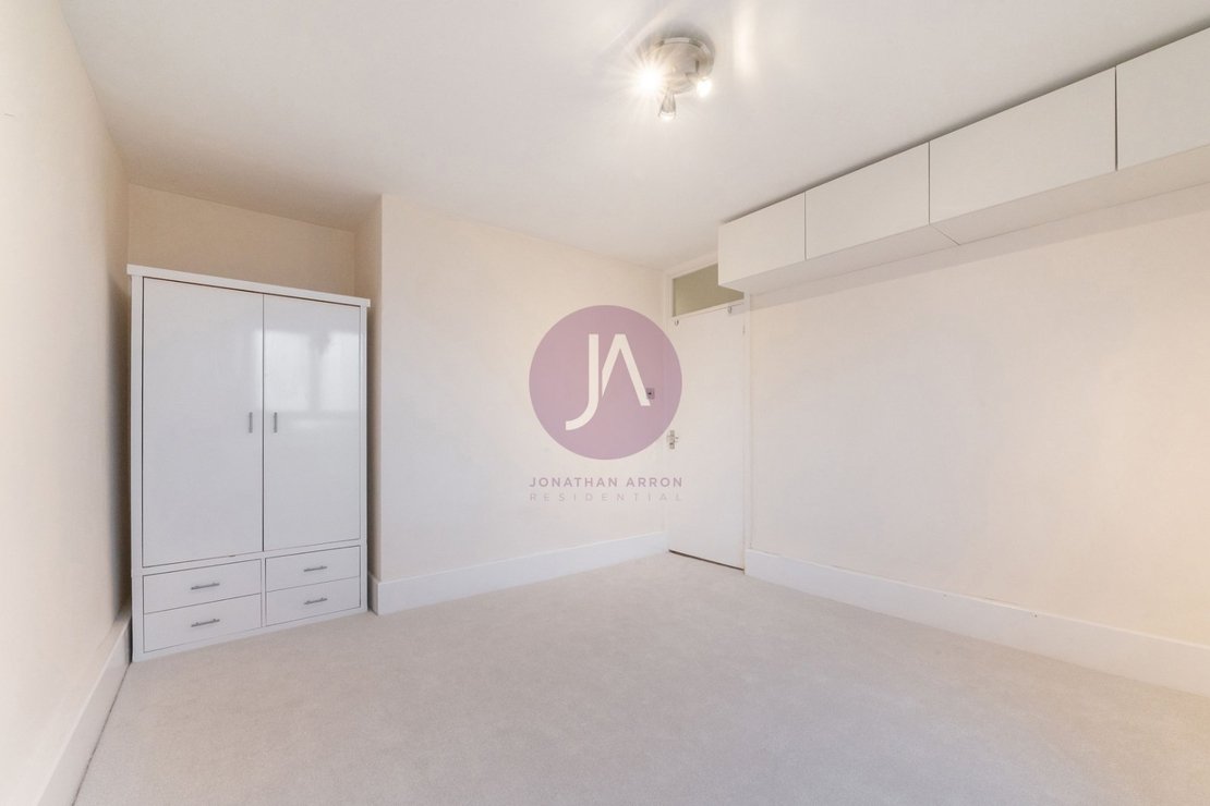 2 bedroom Flat to rent in Sherlock Court-view10