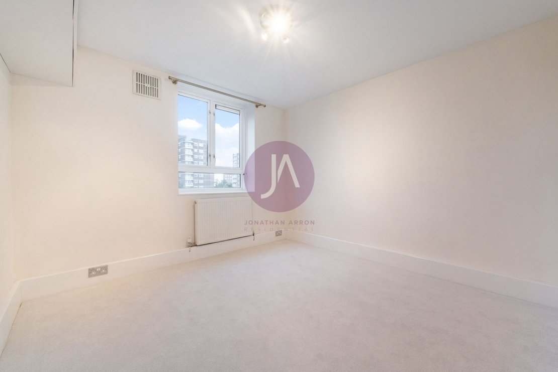 2 bedroom Flat to rent in Sherlock Court-view9