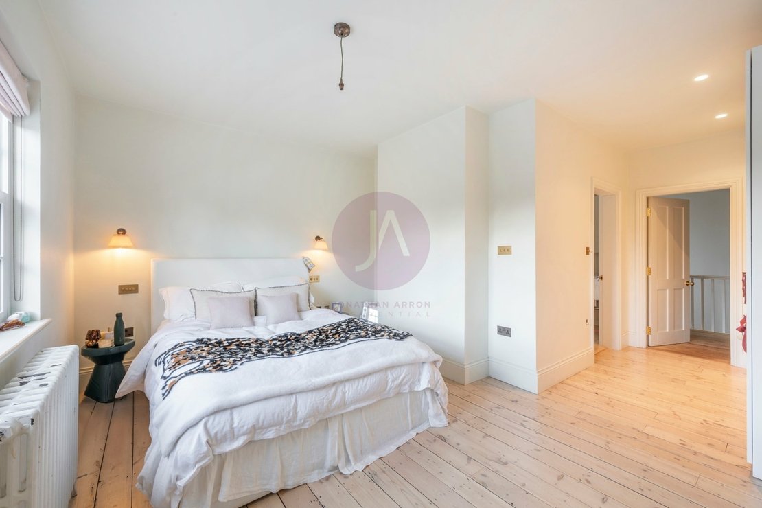 4 bedroom House to rent in Sidmouth Road-view14