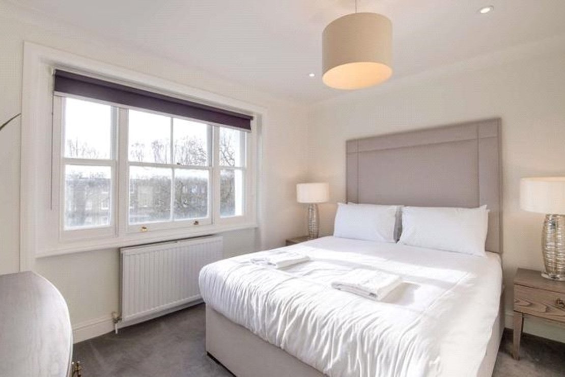 2 bedroom Flat to rent in Somerset Court-view3