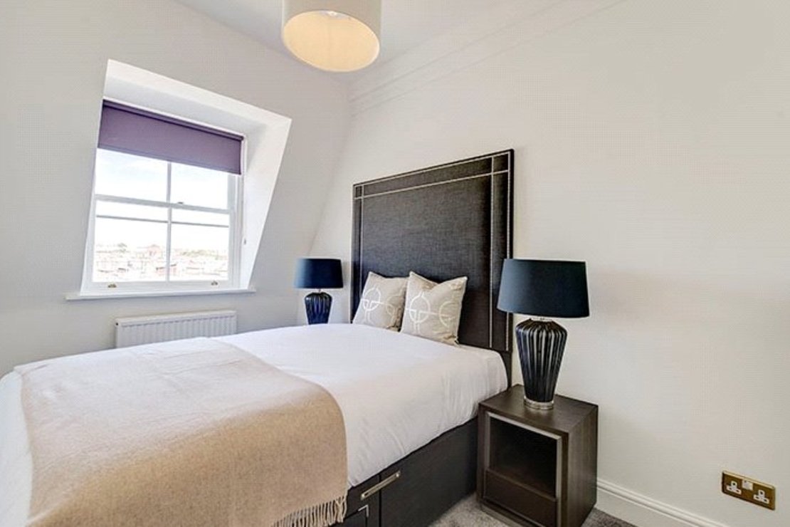 2 bedroom Flat to rent in Somerset Court-view8