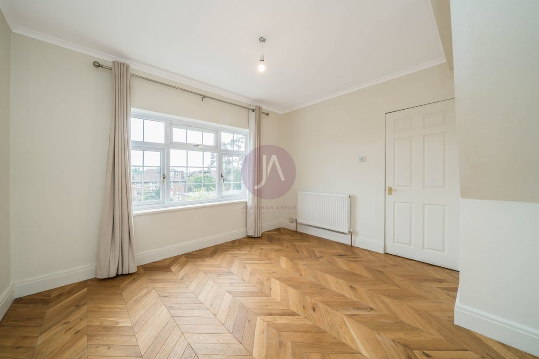 4 bedroom House to rent in Southway-view12