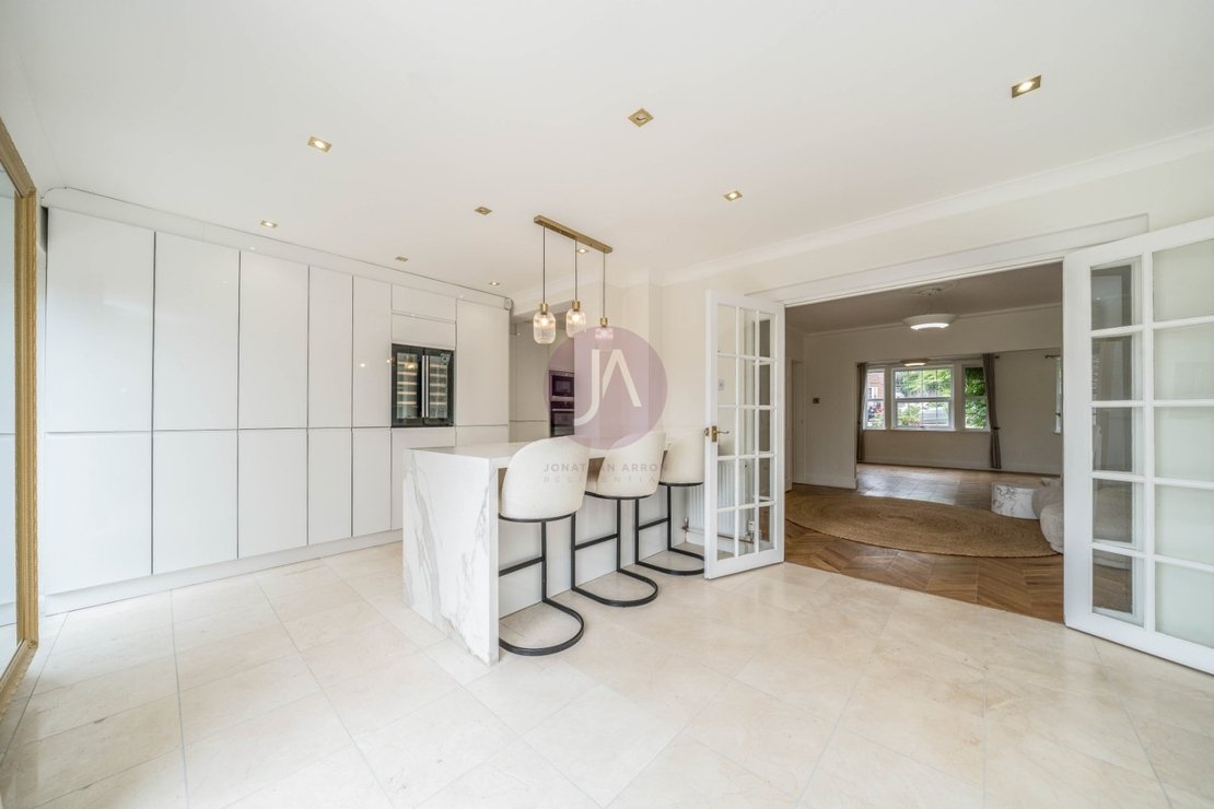 4 bedroom House to rent in Southway-view4