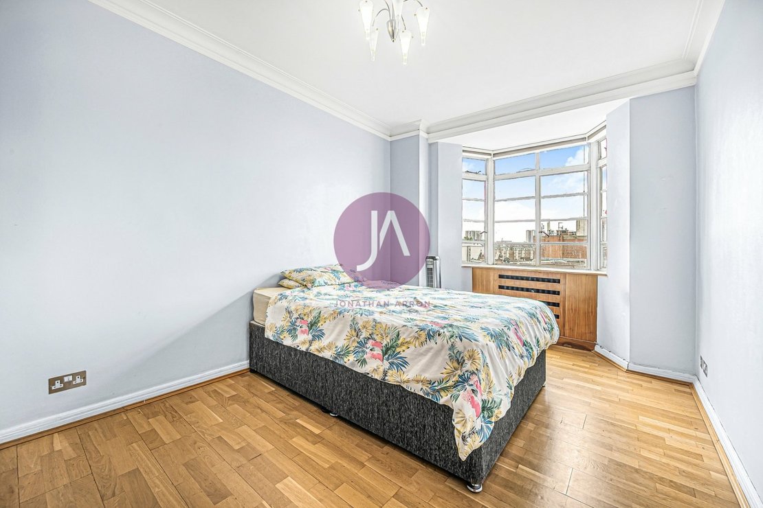 3 bedroom Flat to rent in St Johns Court-view8