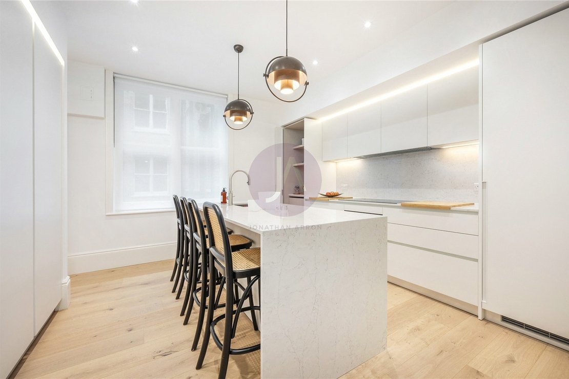 4 bedroom Flat to rent in St Mary's Mansions-view14