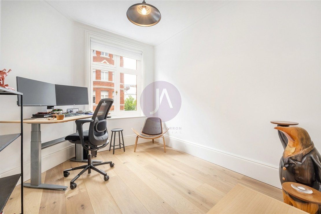 4 bedroom Flat to rent in St Mary's Mansions-view13