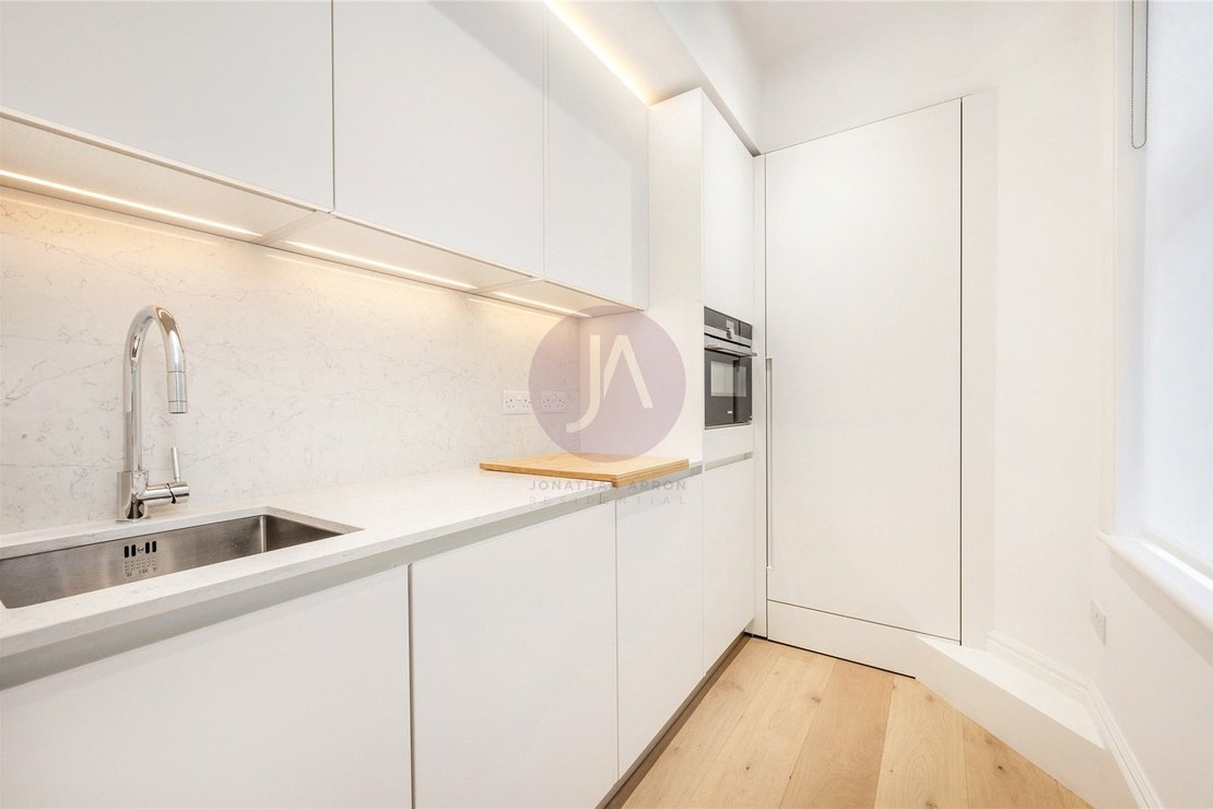 4 bedroom Flat to rent in St Marys Mansions-view15