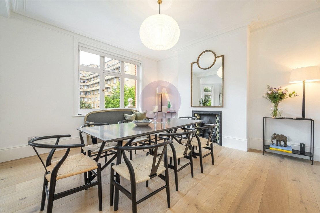 4 bedroom Flat to rent in St Marys Mansions-view11