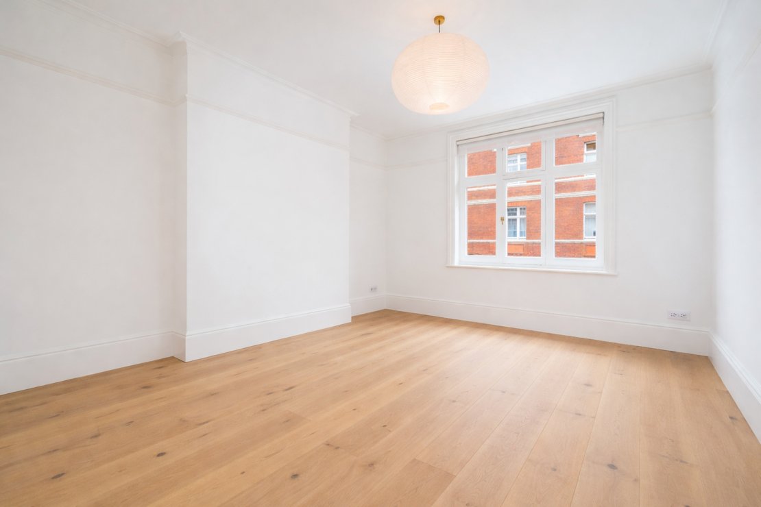 4 bedroom Flat to rent in St Marys Mansions-view9