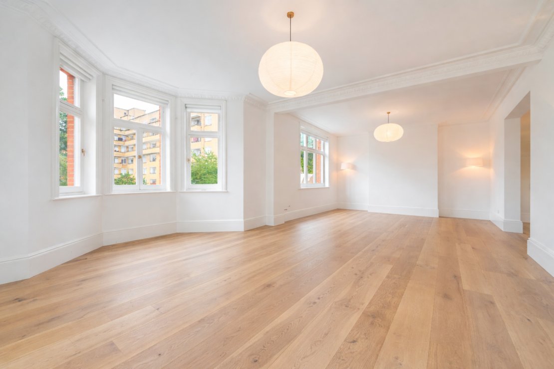 4 bedroom Flat to rent in St Marys Mansions-view3