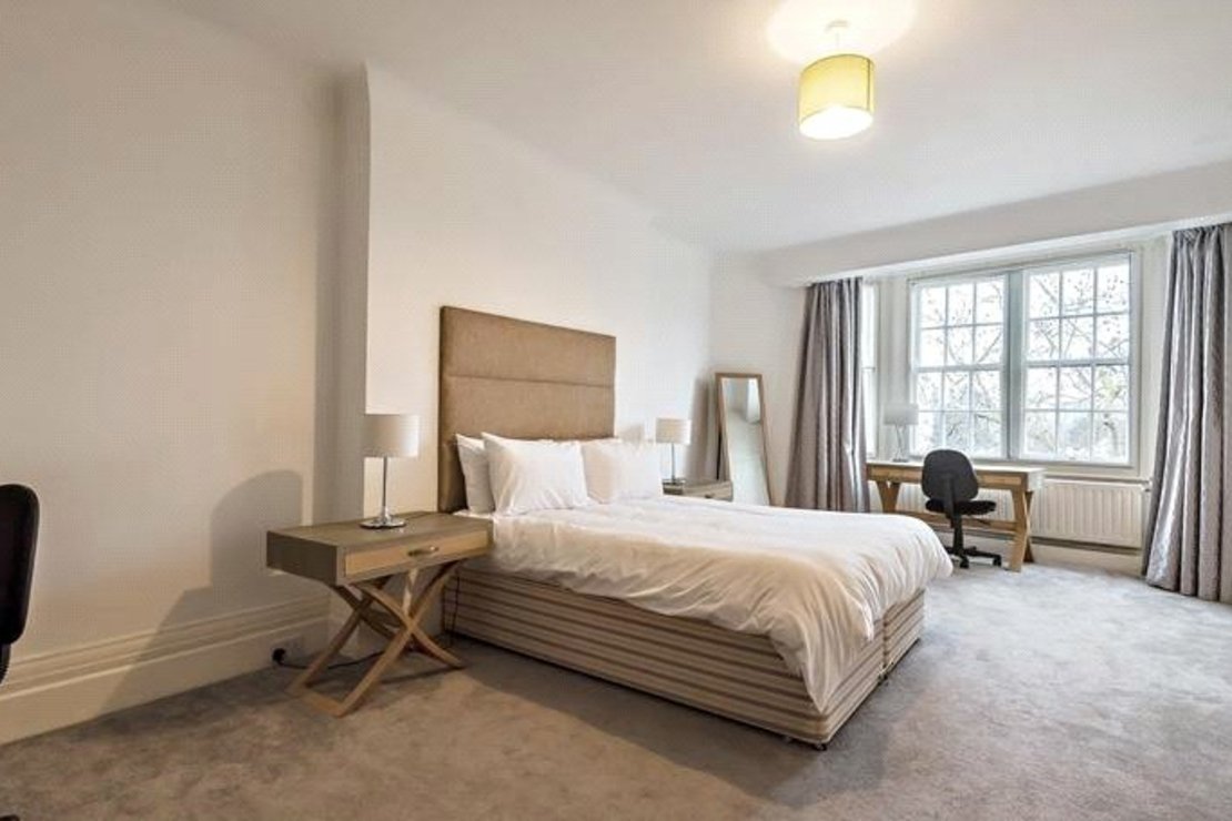 6 bedroom Flat to rent in Strathmore Court-view7