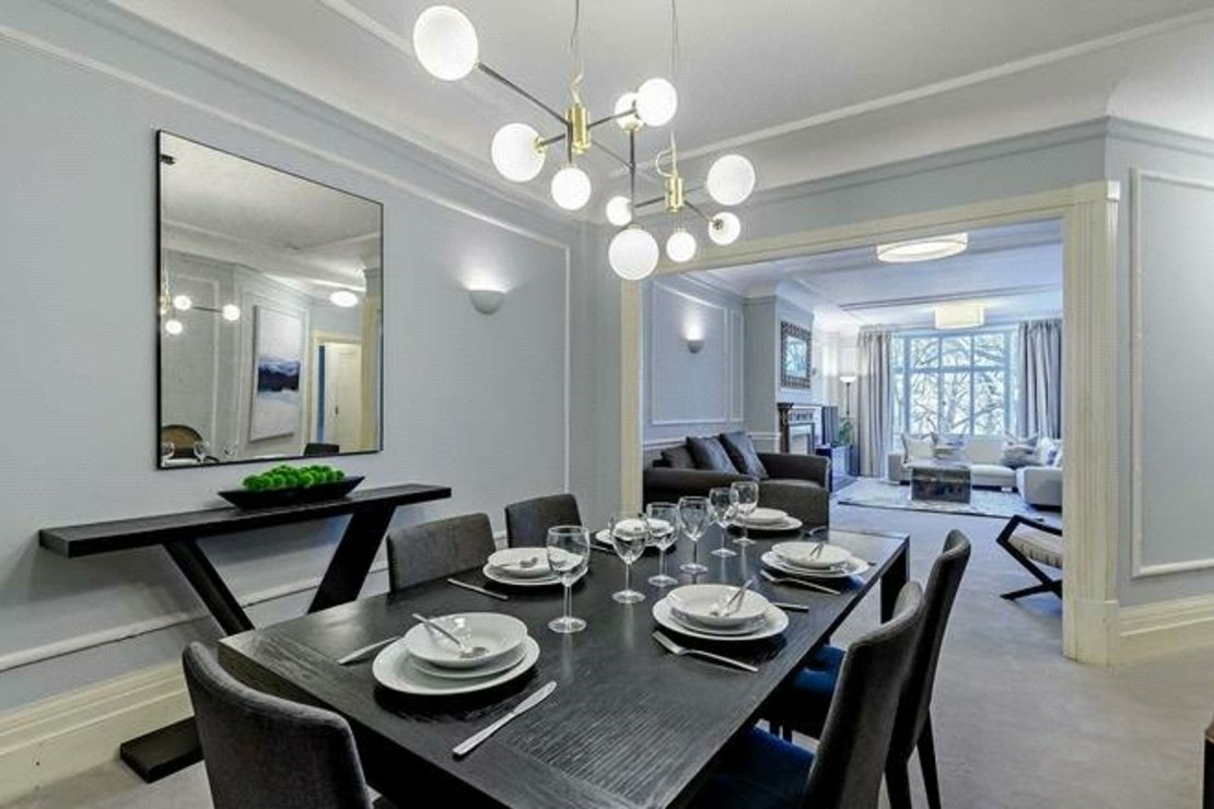 5 bedroom Flat to rent in Strathmore Court-view5