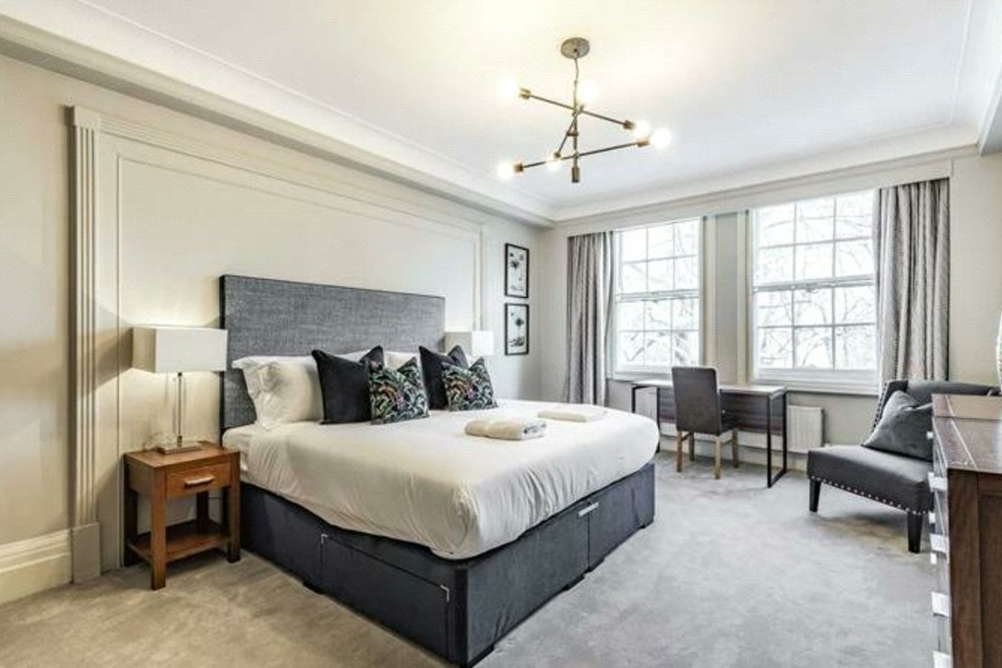5 bedroom Flat to rent in Strathmore Court-view8
