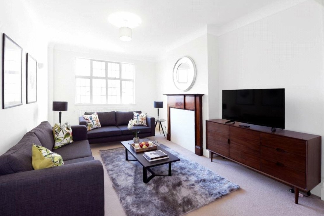 5 bedroom Flat to rent in Strathmore Court-view1