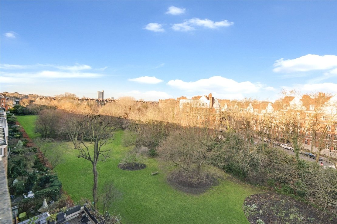 1 bedroom Flat to rent in Sutherland Avenue-view10